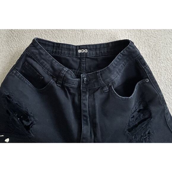 BDG Urban Outfitters High Rise Dree Cheeky Black Distressed Short Sz 29 Studs - Picture 3 of 6